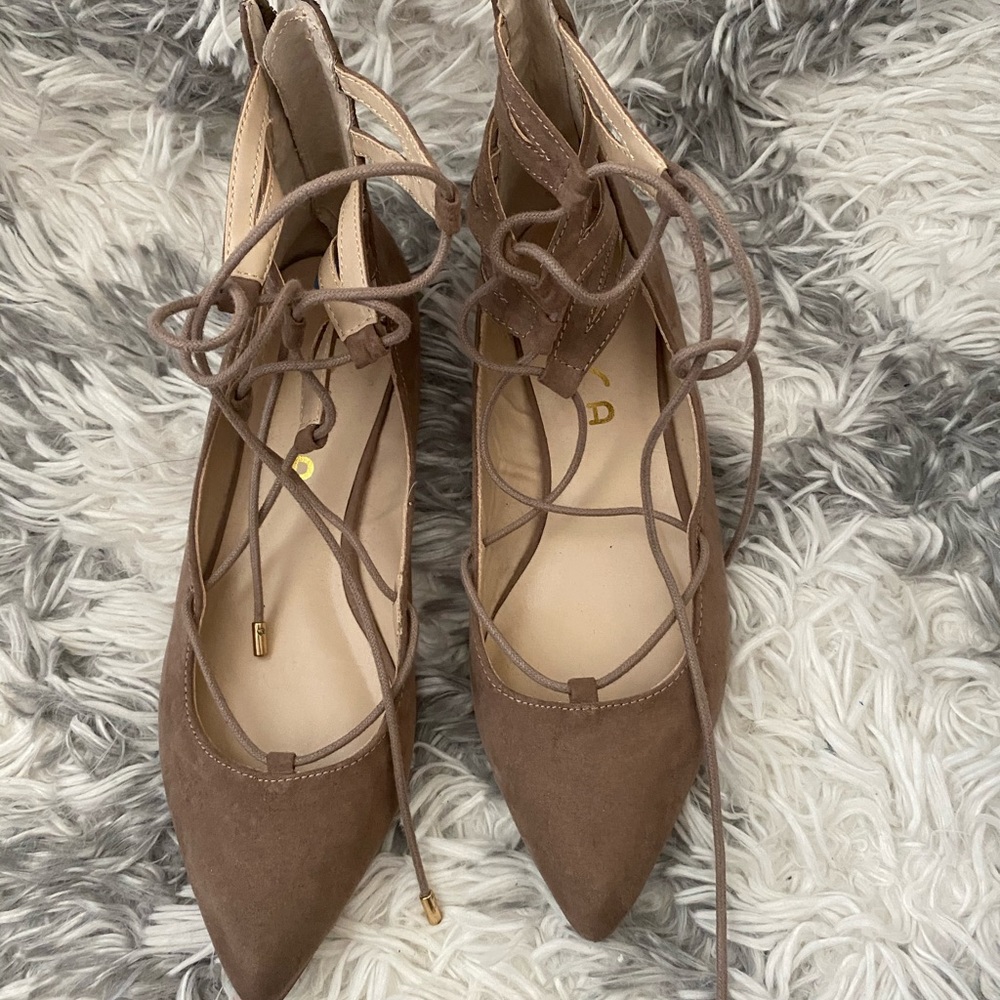 Unisa Sexy Flats